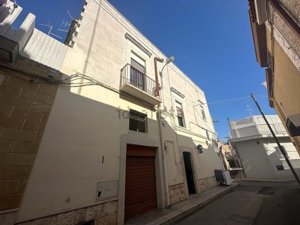 casa indipendente in vendita a Modugno