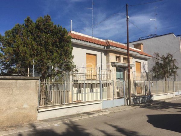 casa indipendente in vendita a Modugno
