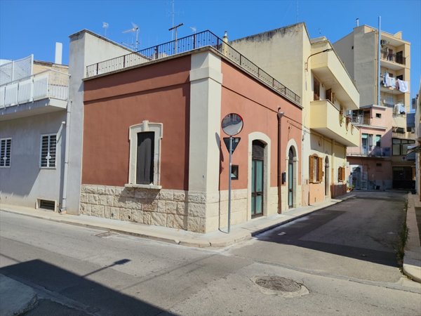 casa indipendente in vendita a Modugno
