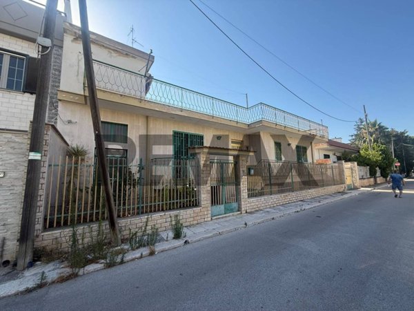 casa indipendente in vendita a Modugno