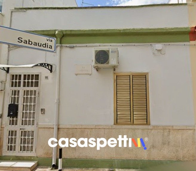 casa indipendente in vendita a Modugno