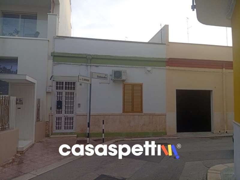 casa indipendente in vendita a Modugno