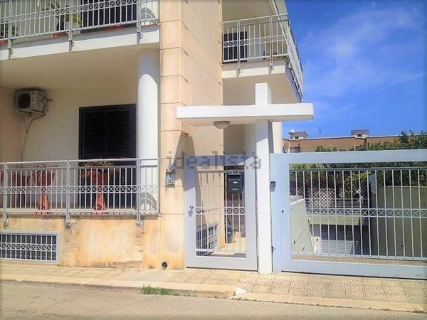 casa indipendente in vendita a Modugno