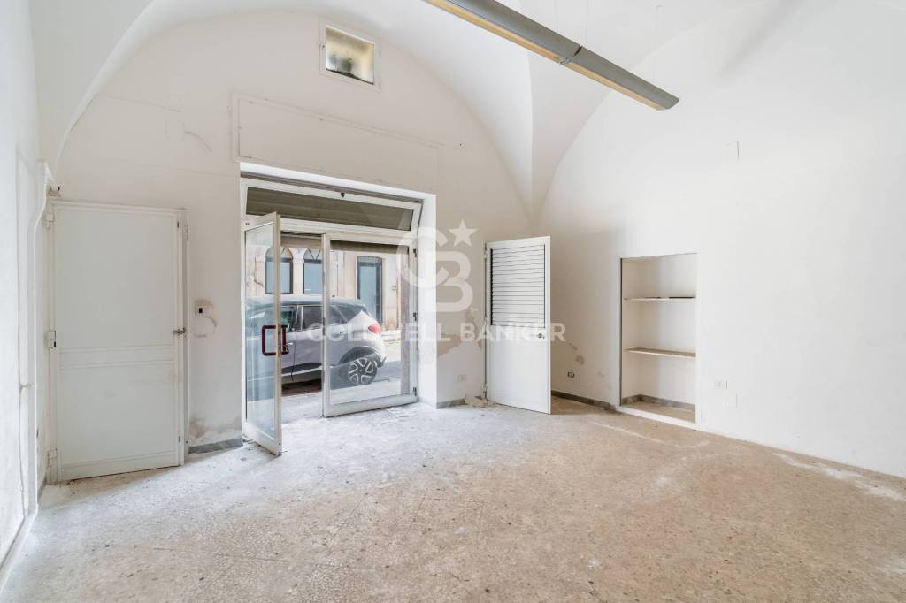 trivano in vendita a Mola di Bari