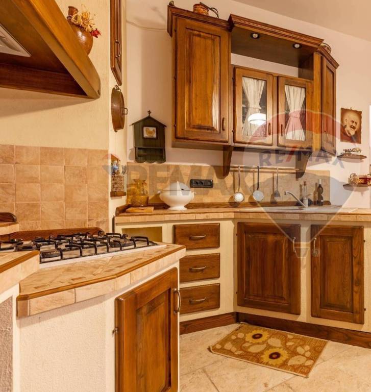 casa indipendente in vendita a Mola di Bari