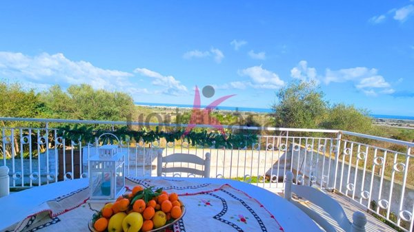 casa indipendente in vendita a Mola di Bari