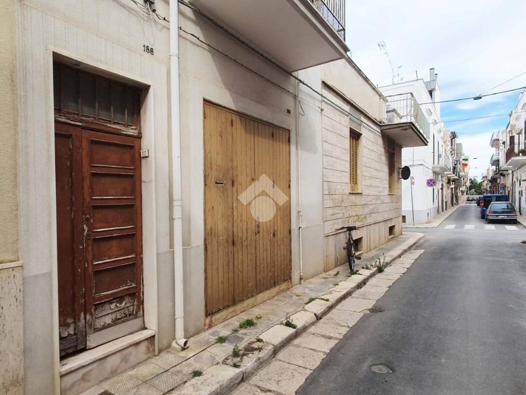 appartamento in vendita a Mola di Bari