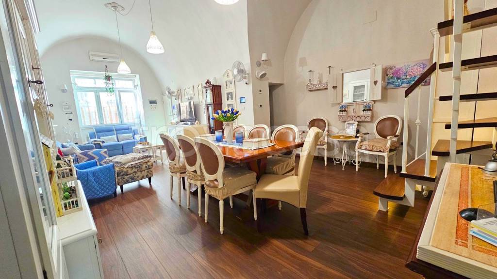 casa indipendente in vendita a Mola di Bari