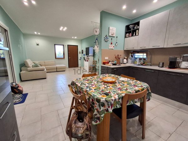 casa indipendente in vendita a Mola di Bari