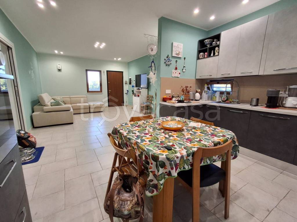 casa indipendente in vendita a Mola di Bari