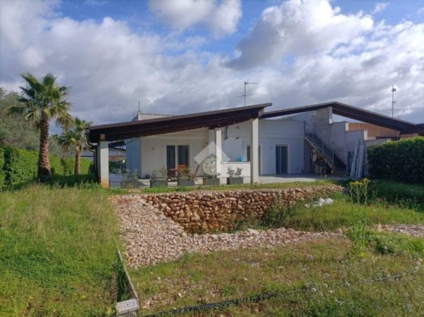 casa indipendente in vendita a Mola di Bari