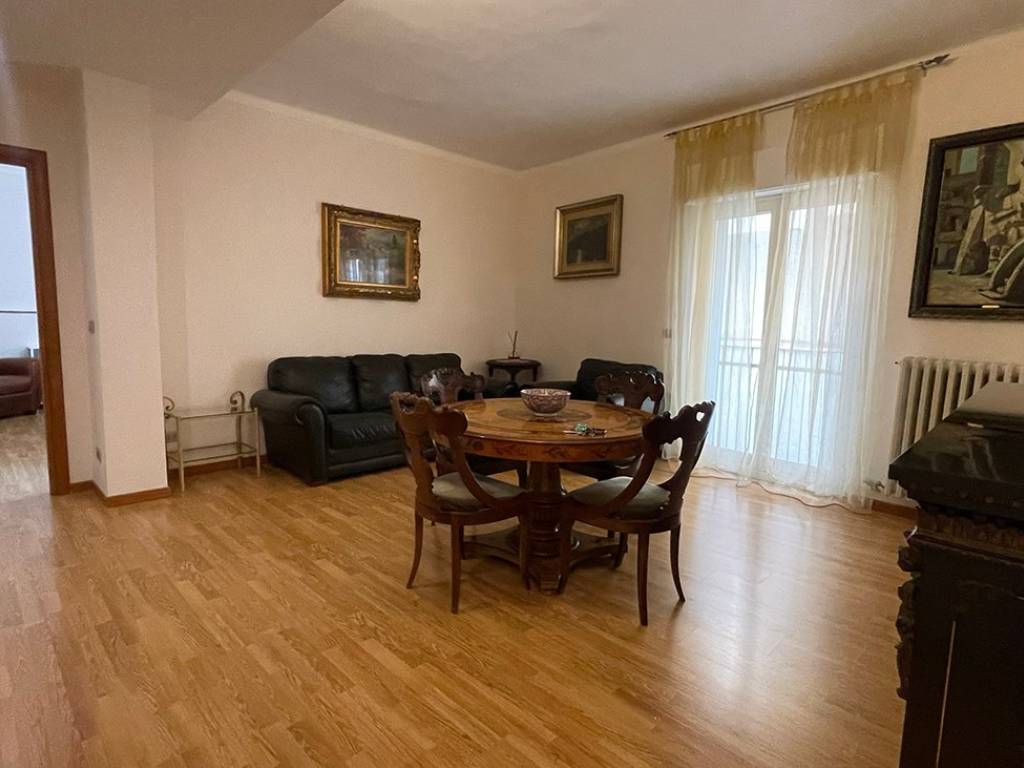 appartamento in vendita a Mola di Bari