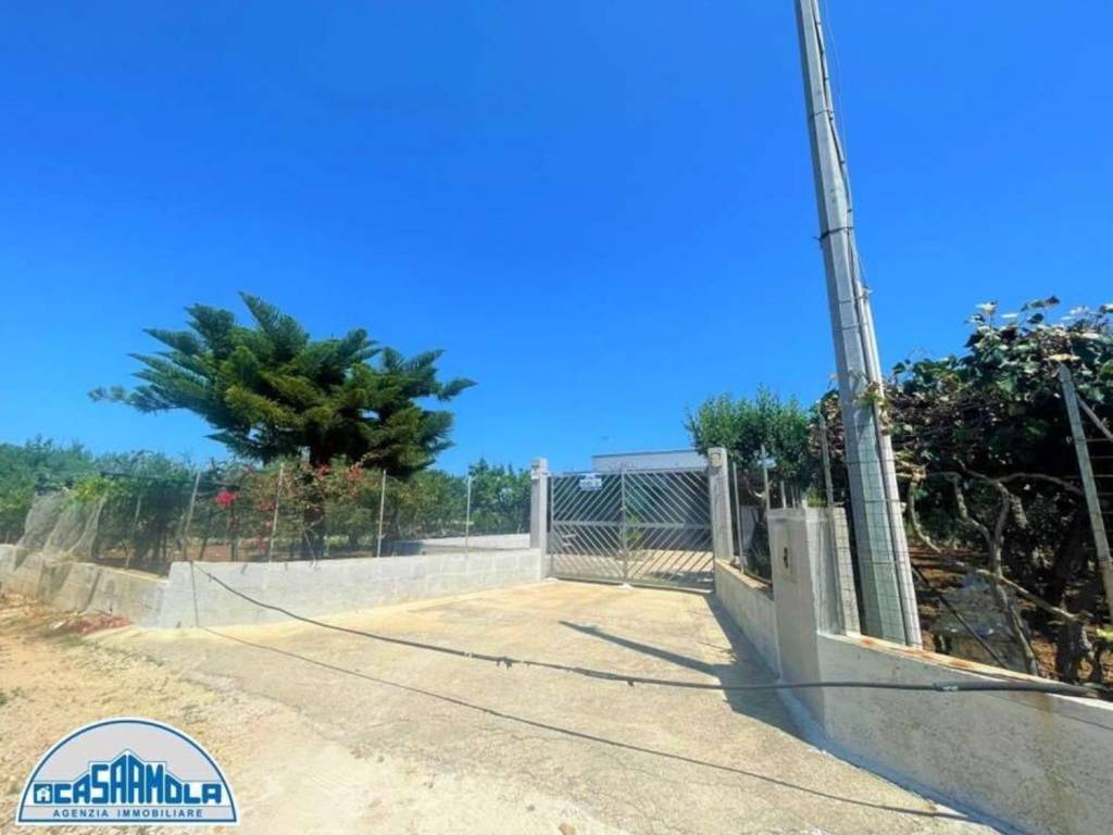 casa indipendente in vendita a Mola di Bari
