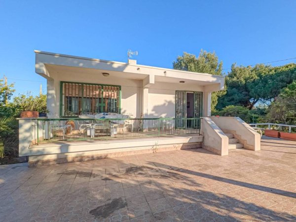 casa indipendente in vendita a Mola di Bari