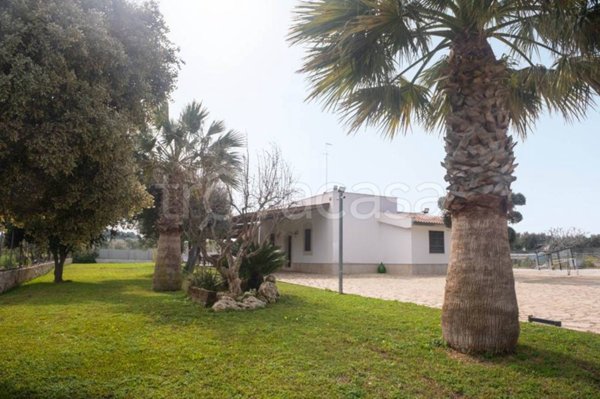casa indipendente in vendita a Mola di Bari