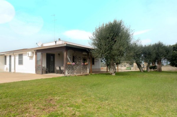 casa indipendente in vendita a Mola di Bari