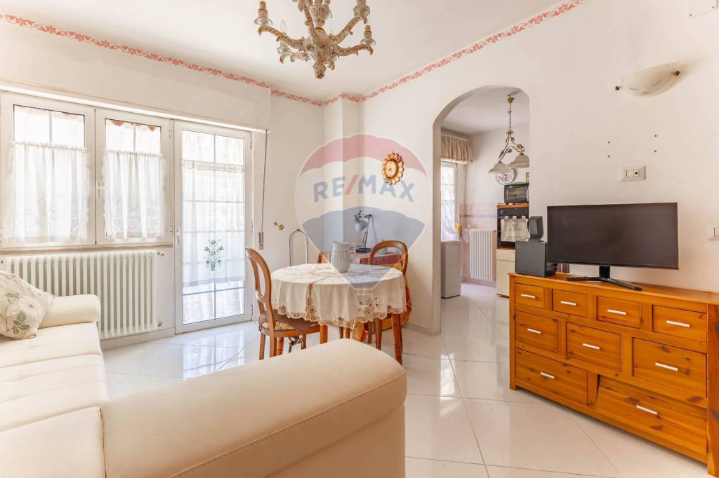 appartamento in vendita a Mola di Bari