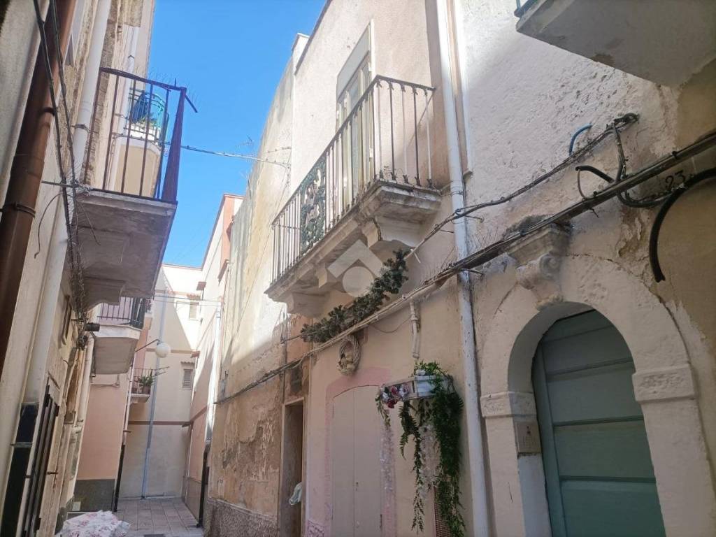 casa indipendente in vendita a Mola di Bari