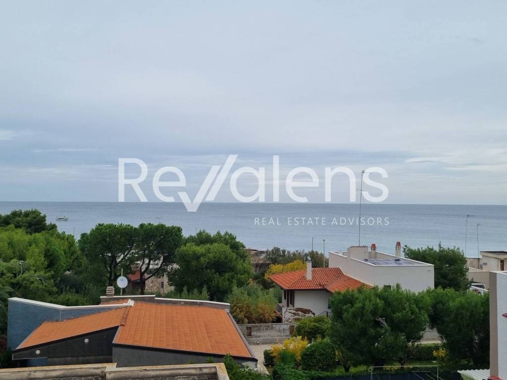 casa indipendente in vendita a Mola di Bari in zona Cozze