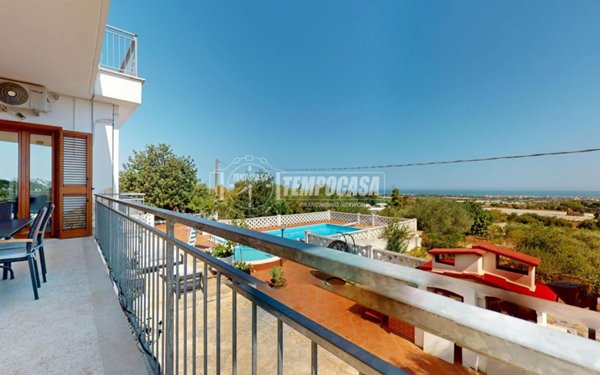 casa indipendente in vendita a Mola di Bari