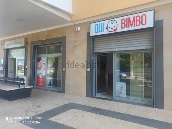 locale commerciale in vendita a Mola di Bari