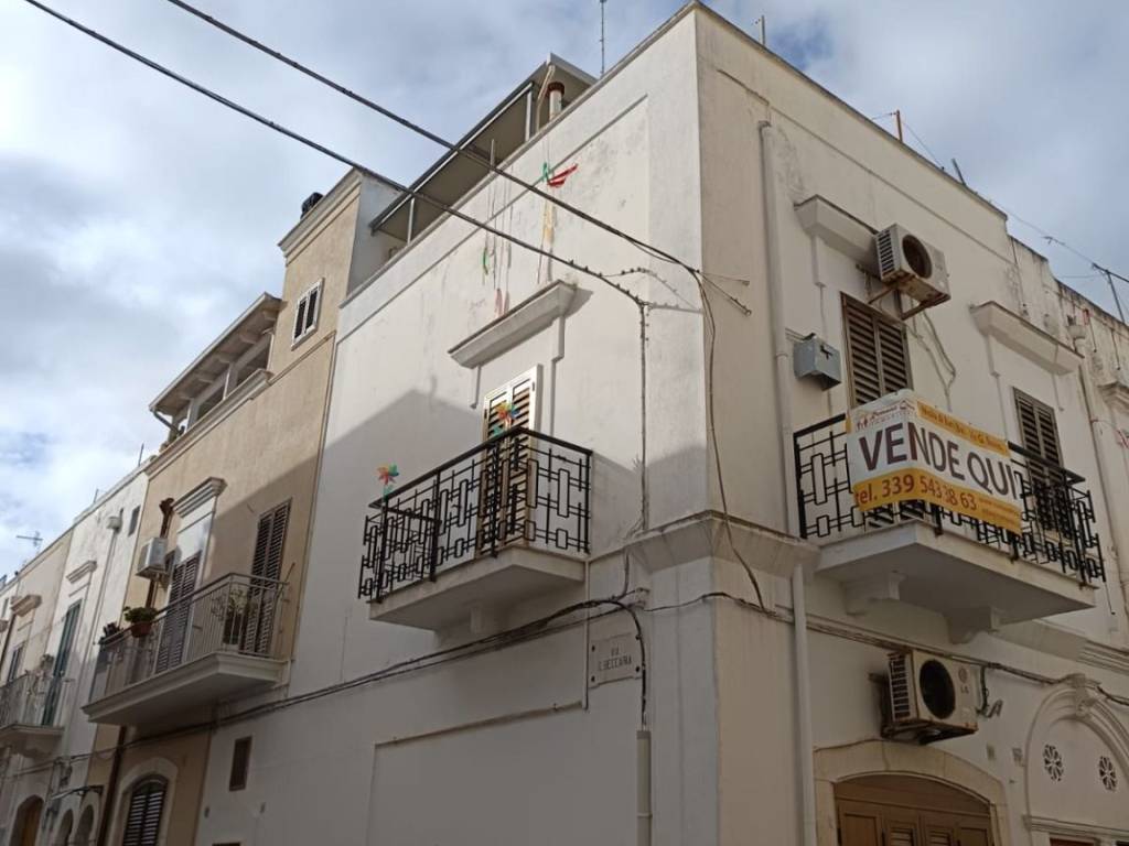 casa indipendente in vendita a Mola di Bari