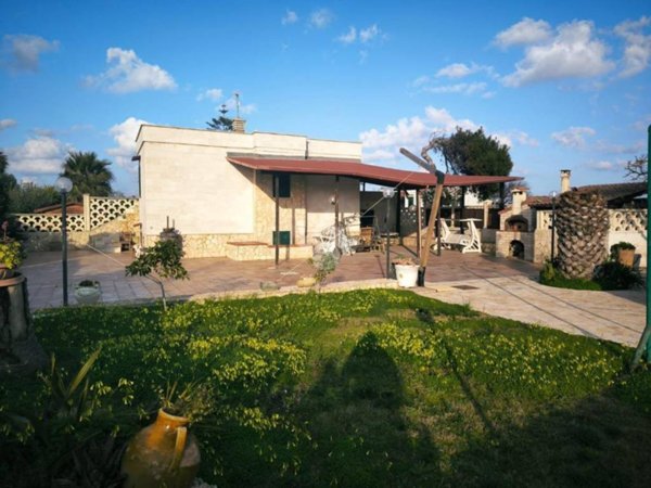 casa indipendente in vendita a Mola di Bari