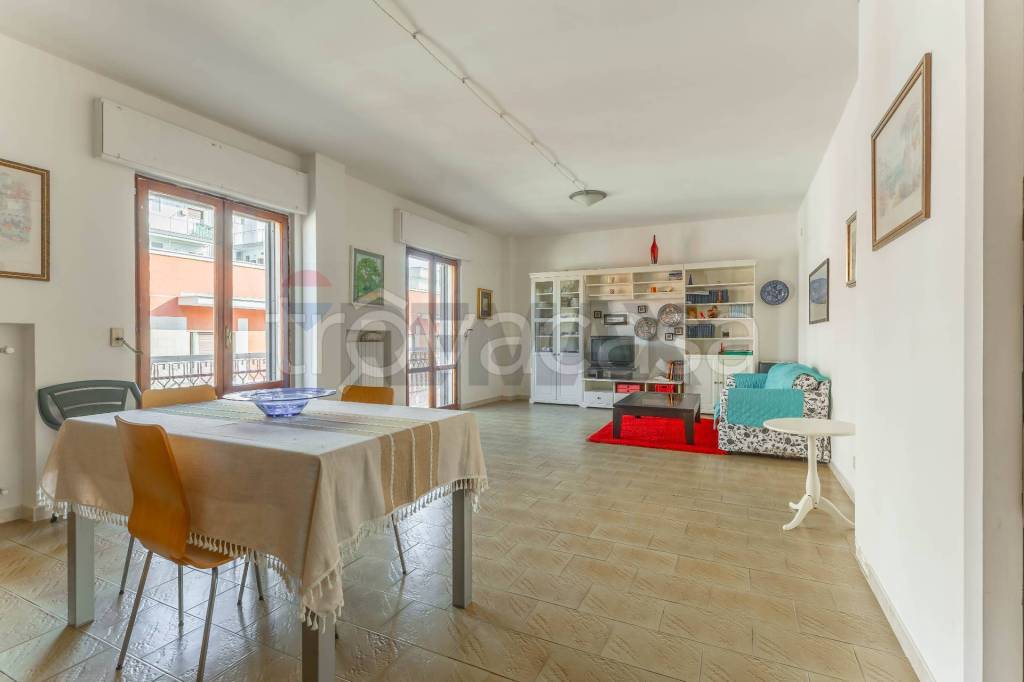 appartamento in vendita a Mola di Bari