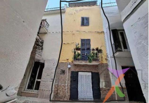 casa indipendente in vendita a Mola di Bari
