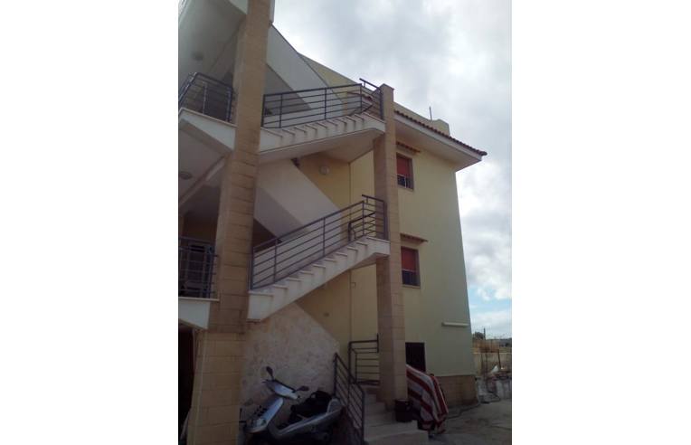 casa indipendente in vendita a Mola di Bari in zona Cozze