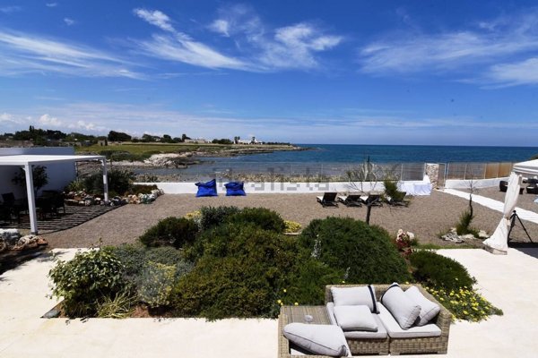 casa indipendente in vendita a Mola di Bari