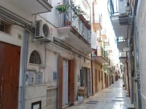 intera palazzina in vendita a Mola di Bari