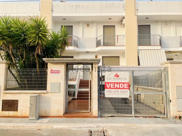 casa indipendente in vendita a Mola di Bari