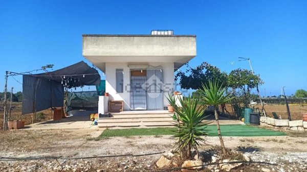 casale in vendita a Mola di Bari