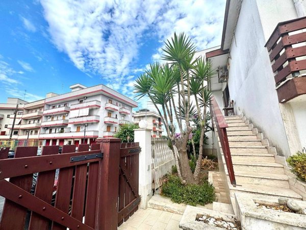 casa indipendente in vendita a Mola di Bari