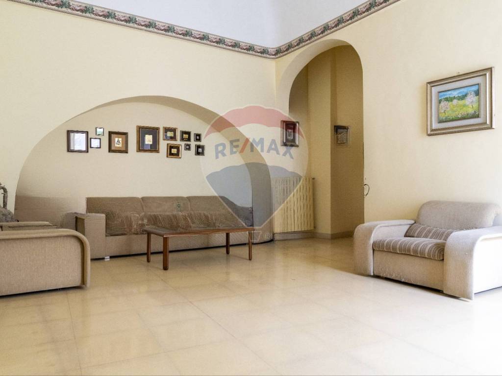 casa indipendente in vendita a Molfetta in zona Centro Città