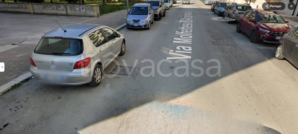 locale commerciale in vendita a Molfetta