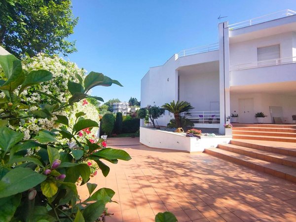 casa indipendente in vendita a Molfetta