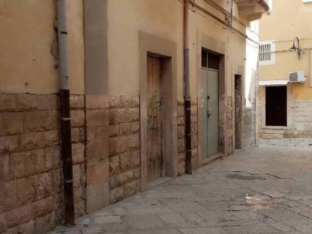 trivano in vendita a Molfetta in zona Centro Città