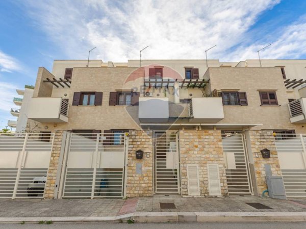 casa indipendente in vendita a Molfetta