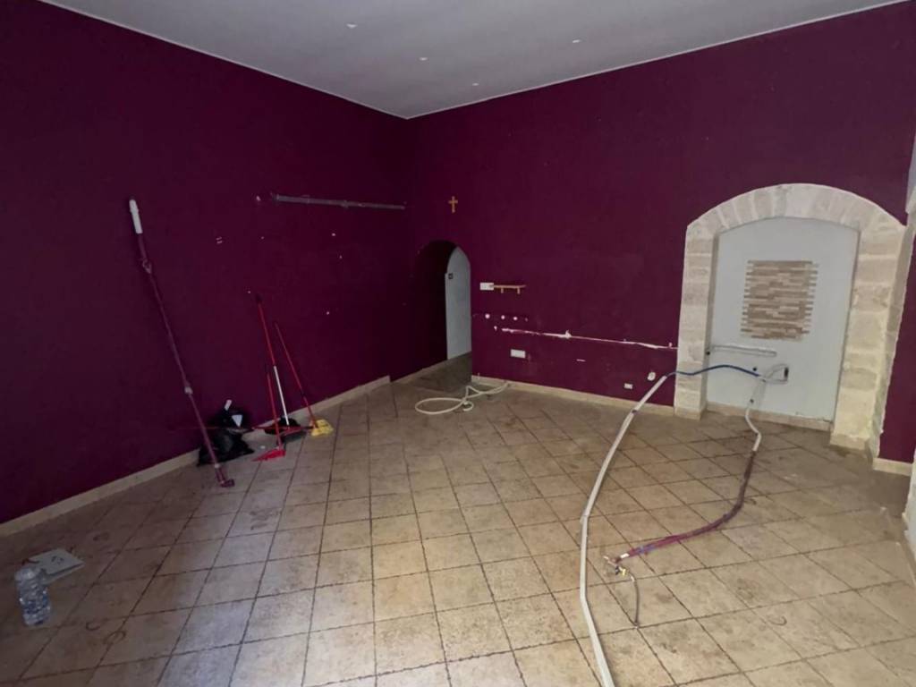 negozio in vendita a Molfetta