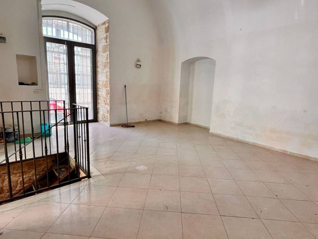 negozio in vendita a Molfetta