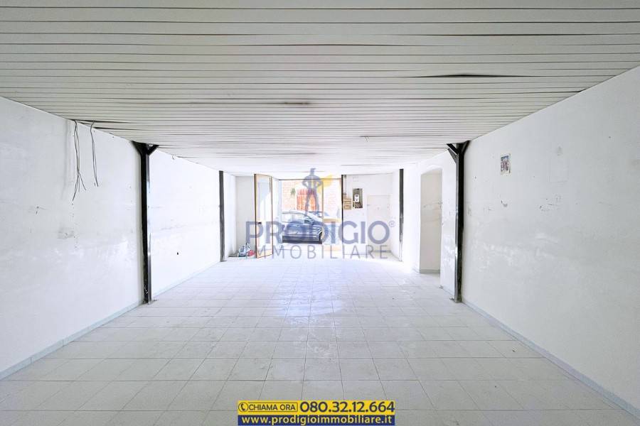 negozio in vendita a Molfetta