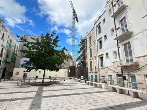 intera palazzina in vendita a Molfetta in zona Borgo Storico