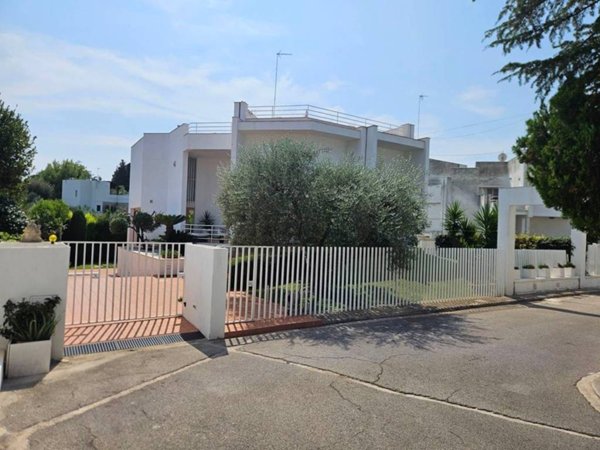 casa indipendente in vendita a Molfetta