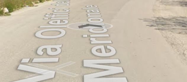 locale commerciale in vendita a Molfetta