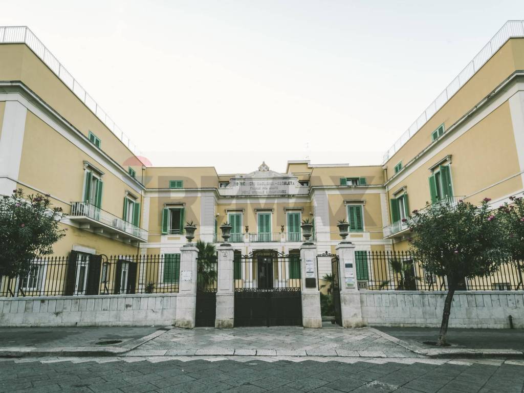 negozio in vendita a Molfetta in zona Centro Città