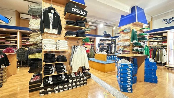 negozio in vendita a Molfetta in zona Centro Città