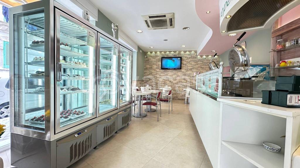 negozio in vendita a Molfetta