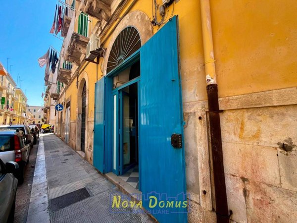 negozio in vendita a Molfetta in zona Centro Città